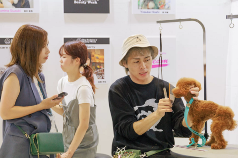 日本大阪宠物用品展览会展会现场图片