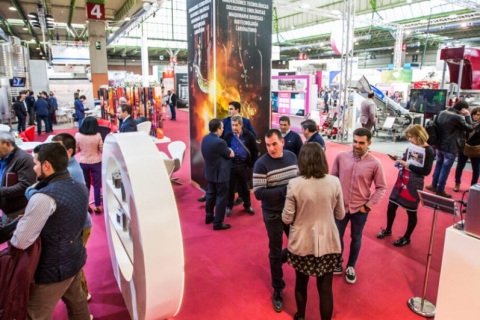 西班牙葡萄酒机械设备展览会展会现场图片