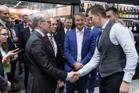 俄罗斯莫斯科葡萄酒展览会展会现场图片