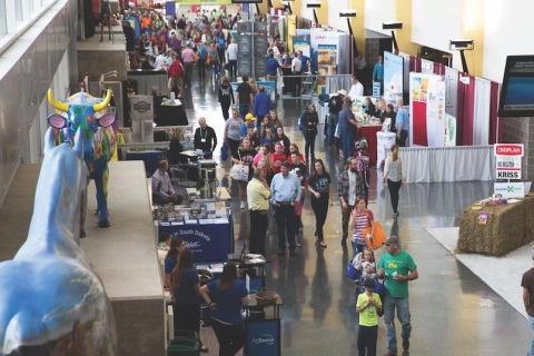 美国世界奶业及畜牧展展会现场图片