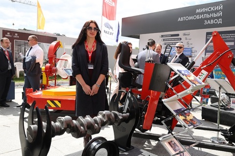 白俄罗斯明斯克农业机械及畜牧展览会展会现场图片