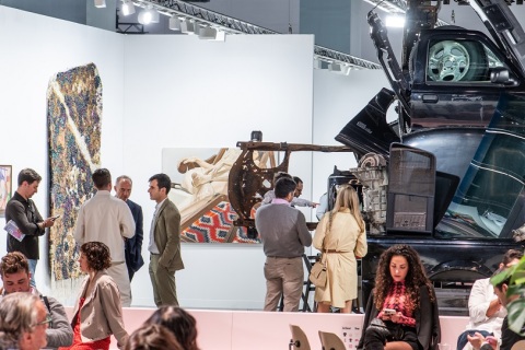 巴塞尔艺术展展会现场图片