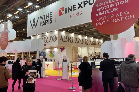 法国巴黎葡萄酒、红酒、烈酒展览会展会现场图片