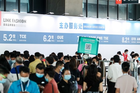 上海服装品牌展览会展会现场图片
