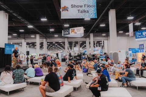 美国拉斯维加斯宠物展览会夏季展会现场图片