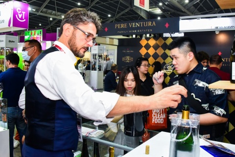 新加坡亚洲葡萄酒、红酒、烈酒展览会展会现场图片