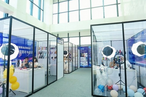 诸暨大唐国际袜业展-大唐袜博会展会现场图片