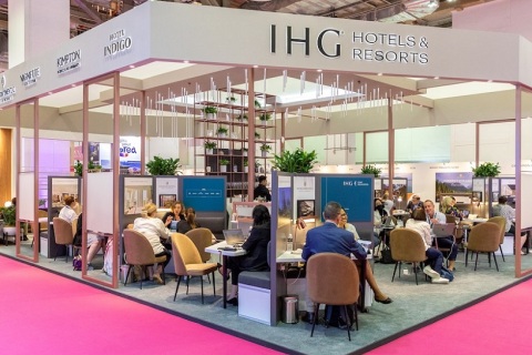 新加坡亚太豪华旅游展览会展会现场图片