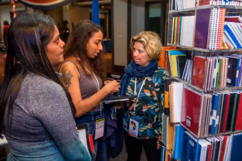 尼日利亚拉各斯文具采购展览会展会现场图片