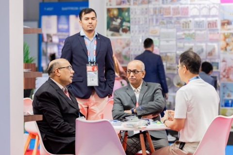 中东迪拜文具及办公用品展览会展会现场图片