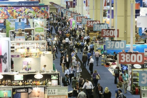 美国拉斯维加斯宠物展览会夏季展会现场图片