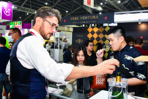 新加坡葡萄酒、红酒、烈酒展览会展会现场图片