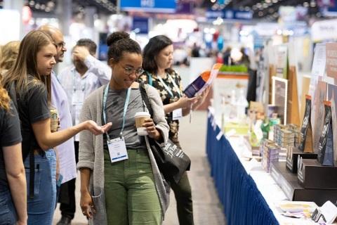 美国奥兰多宠物用品展览会展会现场图片