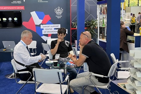 乌兹别克斯坦包装展览会展会现场图片