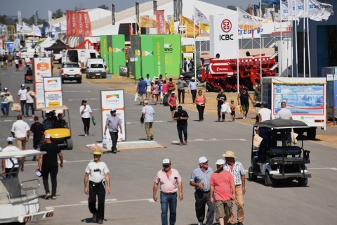 阿根廷农业、畜牧业、农业机械展览会展会现场图片