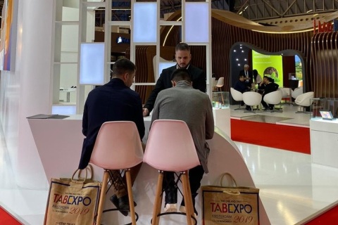 瑞士欧洲烟草展览会展会现场图片