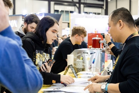 俄罗斯电子烟展览会展会现场图片