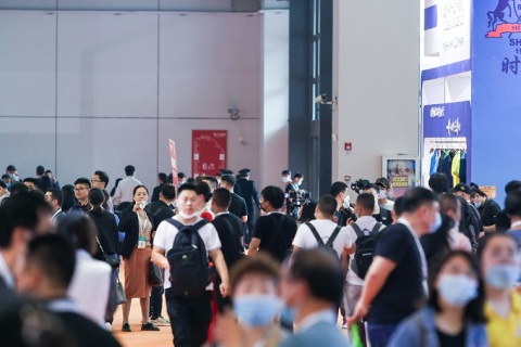 上海服装品牌展览会展会现场图片