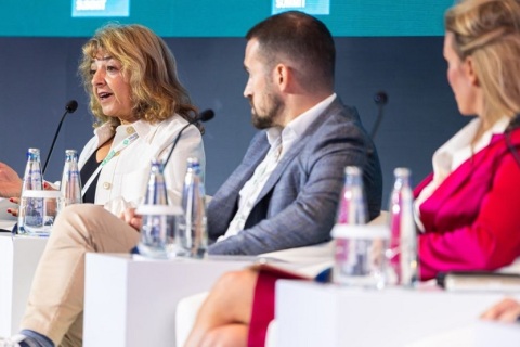 中东迪拜楼宇设施及物业管理装备展览会展会现场图片