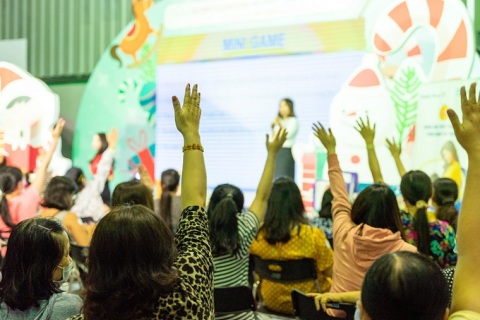 越南孕婴童、玩具展览会展会现场图片