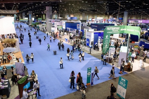 北美兽医师大会展会现场图片