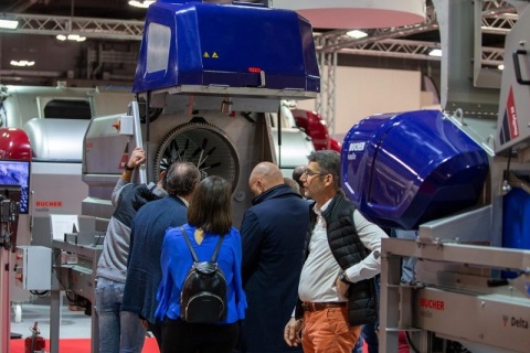 意大利米兰葡萄酒酿造及装瓶机械展览会展会现场图片