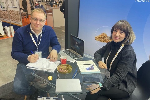 俄罗斯粮食加工、仓储及饲料机械设备展展会现场图片