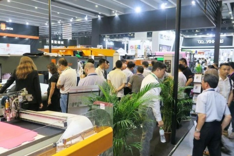 广州国际鞋类、皮革及工业设备展览会展会现场图片