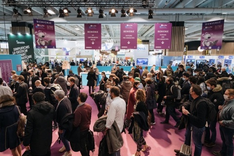 法国巴黎教育装备展览会展会现场图片