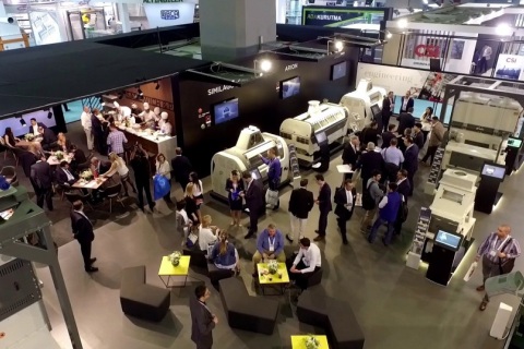 俄罗斯粮食加工、仓储及饲料机械设备展展会现场图片