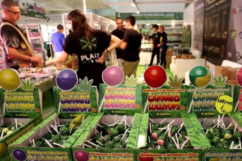 西班牙巴塞罗那大麻展览会展会现场图片