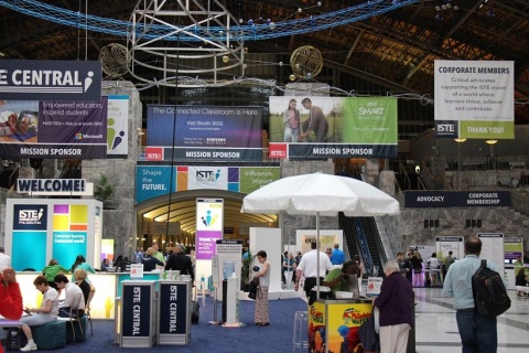 美国教育装备展览会展会现场图片