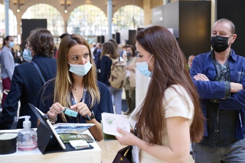 法国巴黎奢侈品包装展览会展会现场图片