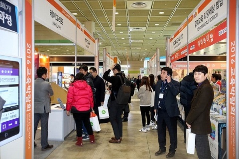 韩国首尔教育装备展览会展会现场图片