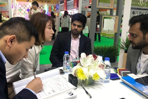 中东迪拜广告展览会展会现场图片