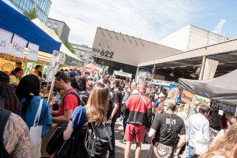 瑞士伯尔尼大麻展览会展会现场图片