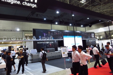 日本东京综合印刷器材展览会展会现场图片