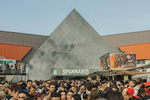 西班牙巴塞罗那大麻展览会展会现场图片