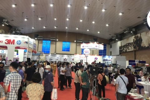 越南广告标识及设备展览会展会现场图片