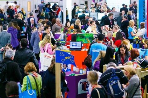 英国伦敦教育装备展览会展会现场图片