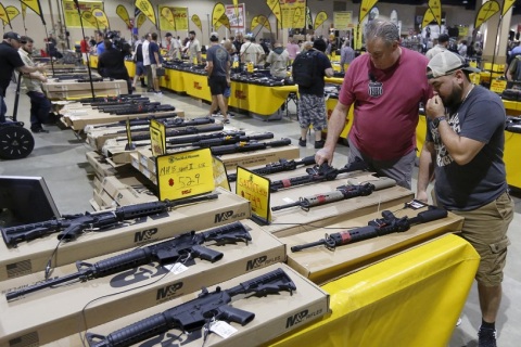 美国拉斯维加斯狩猎装备展-美国枪械展展会现场图片