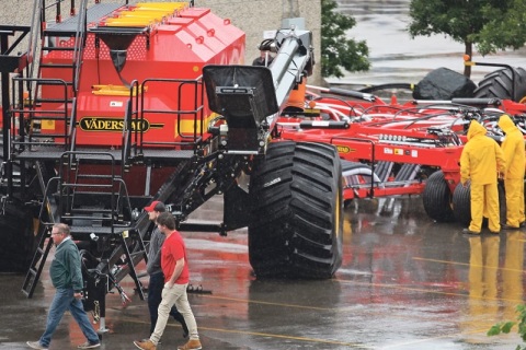 加拿大农业机械展览会展会现场图片