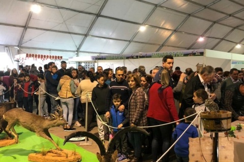 西班牙马德里狩猎及垂钓展览会展会现场图片