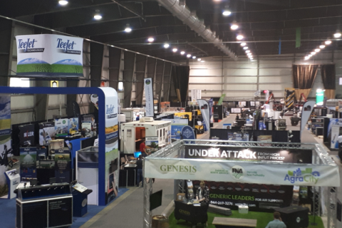 加拿大农业机械展览会展会现场图片