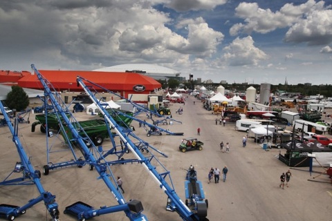 加拿大农业机械展览会展会现场图片