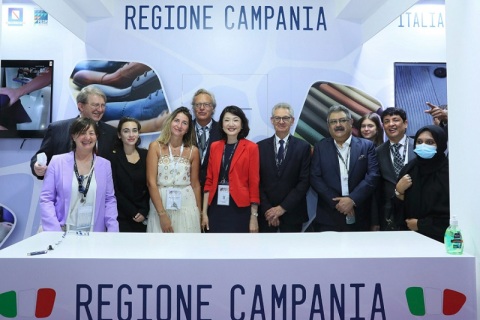 香港亚太皮革展览会展会现场图片