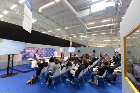 法国图卢兹殡葬品展览会展会现场图片