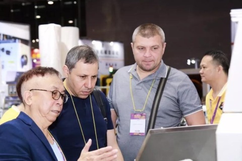 广州国际鞋业展览会展会现场图片