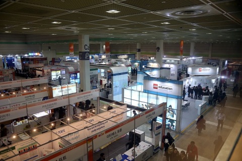 韩国首尔教育装备展览会展会现场图片