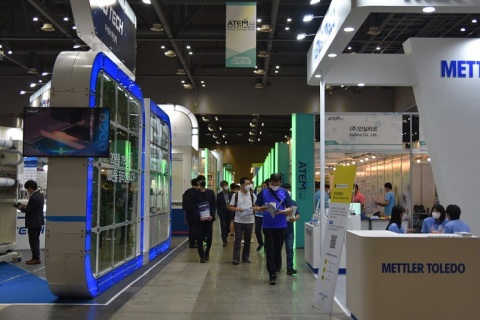 韩国首尔涂料展览会展会现场图片